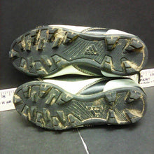 Load image into Gallery viewer, boy soccer cleats
