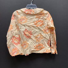 Load image into Gallery viewer, floral ruffled button down top
