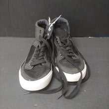 Load image into Gallery viewer, Boy high top sneakers
