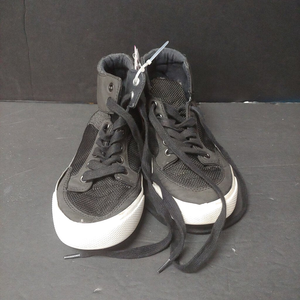 Boy high top sneakers