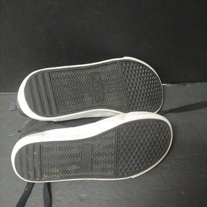 Boy high top sneakers