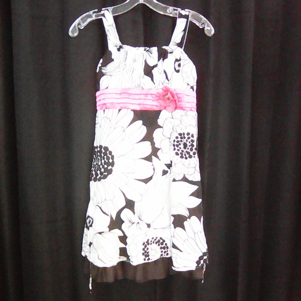 sleeveless floral dress