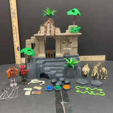 Load image into Gallery viewer, jungle playset

