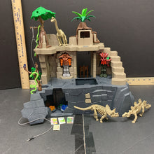 Load image into Gallery viewer, jungle playset
