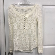 Load image into Gallery viewer, floral lace top [new]
