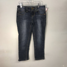 Load image into Gallery viewer, denim capri
