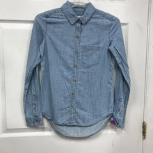 Load image into Gallery viewer, denim look button down shirt
