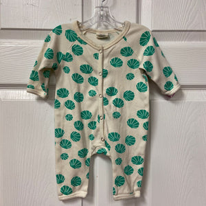 shell pattern outfit