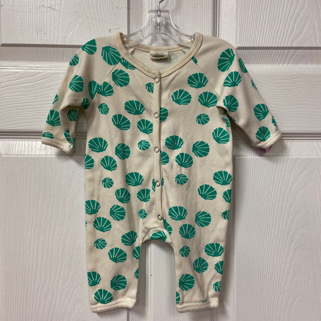 shell pattern outfit