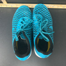Load image into Gallery viewer, magista sneakers
