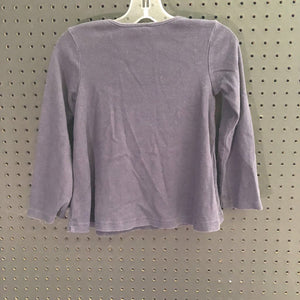 top w/ button design on bottom