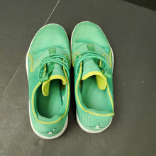 Load image into Gallery viewer, boy air jordan sneakers
