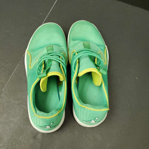 boy air jordan sneakers