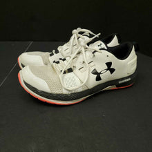 Load image into Gallery viewer, men running sneakers
