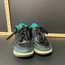 Load image into Gallery viewer, 3 Retro GT 'Black Metallic Gold' sneakers

