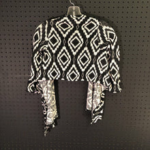 Load image into Gallery viewer, Knitted Cardigan
