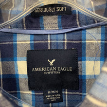 Load image into Gallery viewer, Flannel button down shirt
