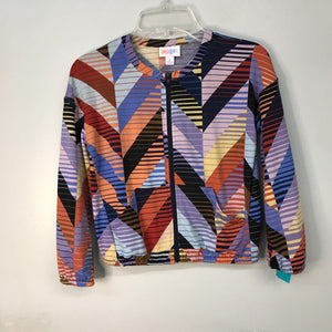 Chevron zip top