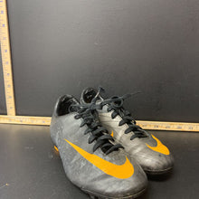 Load image into Gallery viewer, Boy's Mercurial Soccer cleats

