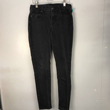 Load image into Gallery viewer, Mid rise Denim pants
