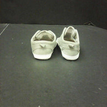Load image into Gallery viewer, boys crib shoes
