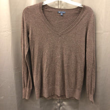 Load image into Gallery viewer, V-neck sweater
