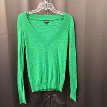 Load image into Gallery viewer, V-neck sweater
