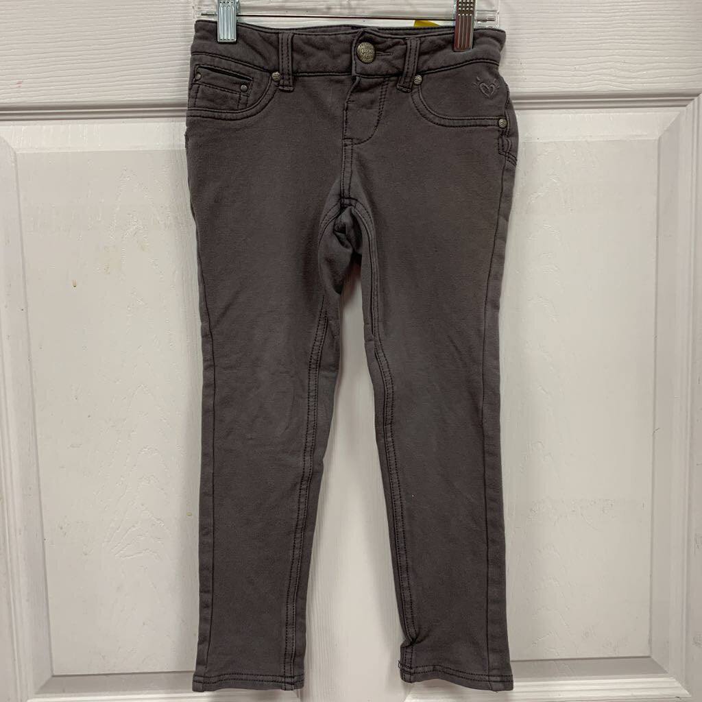 Jegging pants