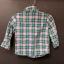 Load image into Gallery viewer, Plaid Button up shirt
