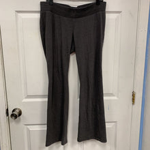 Load image into Gallery viewer, Pants
