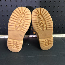 Load image into Gallery viewer, Boy&#39;s boots
