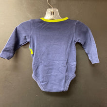 Load image into Gallery viewer, Onesie w/dinosaur

