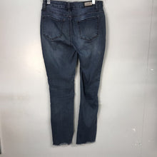 Load image into Gallery viewer, Denim pants w/distress
