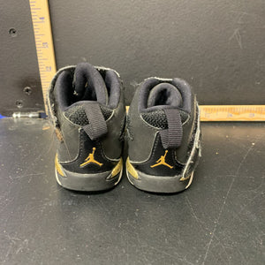 boy air jordan sneakers