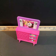 Load image into Gallery viewer, doll tv
