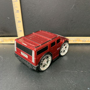 "H2" Hummer truck