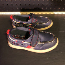 Load image into Gallery viewer, Boy's shoes
