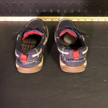 Load image into Gallery viewer, Boy's shoes
