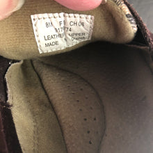 Load image into Gallery viewer, Boy's shoes
