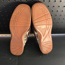 Load image into Gallery viewer, Boy's shoes
