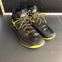 Load image into Gallery viewer, Boy's Stephen Curry SC sneakers
