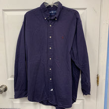 Load image into Gallery viewer, Button up shirt
