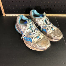Load image into Gallery viewer, Girl's shoes
