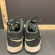 Load image into Gallery viewer, boys stutter step 2 sneakers
