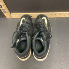 Load image into Gallery viewer, boys stutter step 2 sneakers
