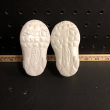 Load image into Gallery viewer, plastic doll sneakers(28"doll)
