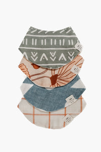 Blooming Classic Bib