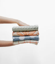 Load image into Gallery viewer, Droplet Deluxe Blanket
