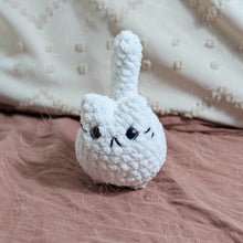 Load image into Gallery viewer, Chubby Loaf Cat Plushie
