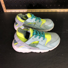 Load image into Gallery viewer, girls Huarache sneakers
